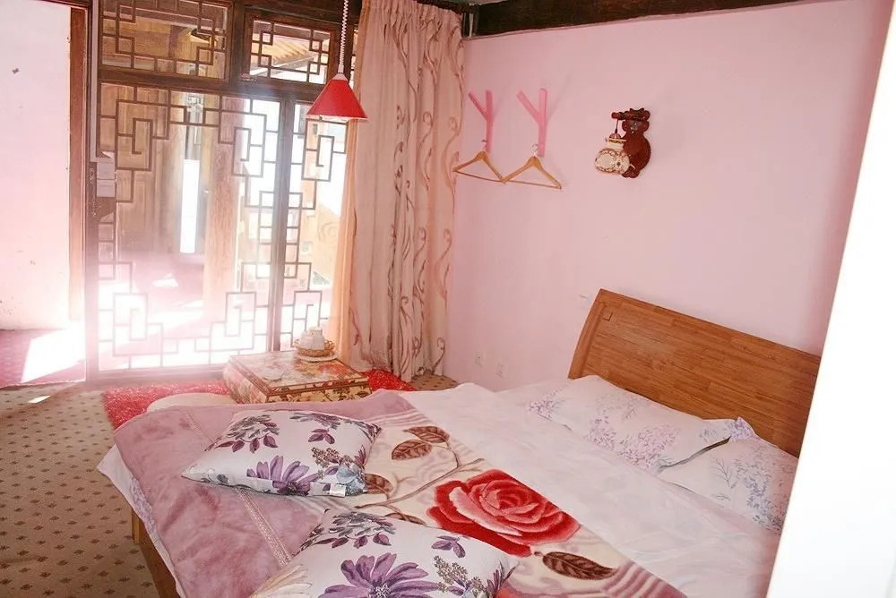 Xiangshuyuan Hostel