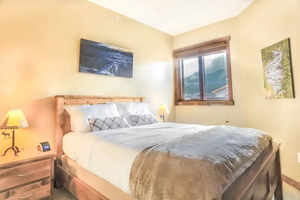 BookCanmore