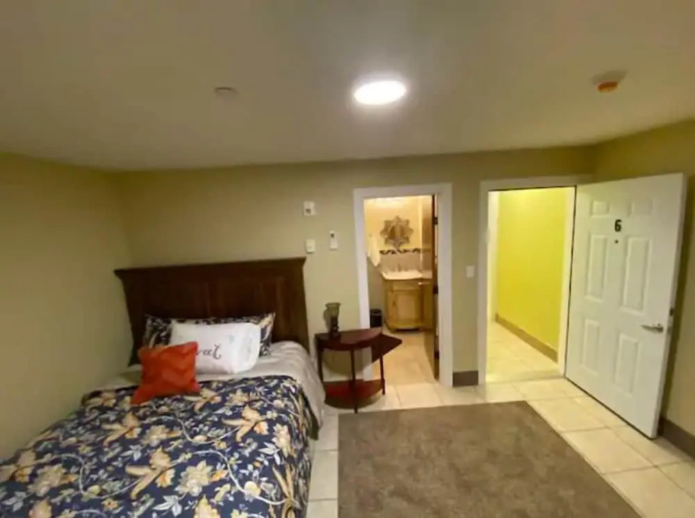 Cold Spring Hotel