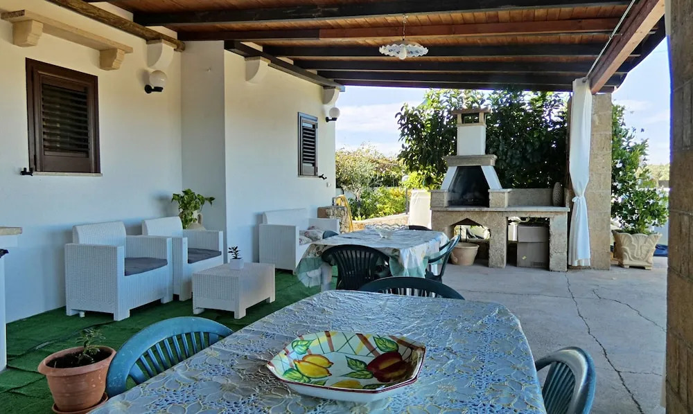 Casa Bolano - Con Piscina Privata a 3 Km dal Mare