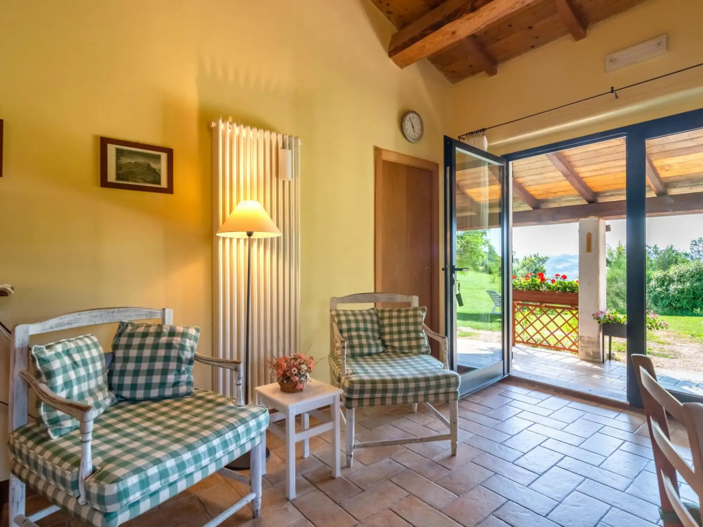 Cozy Couple s Retreat