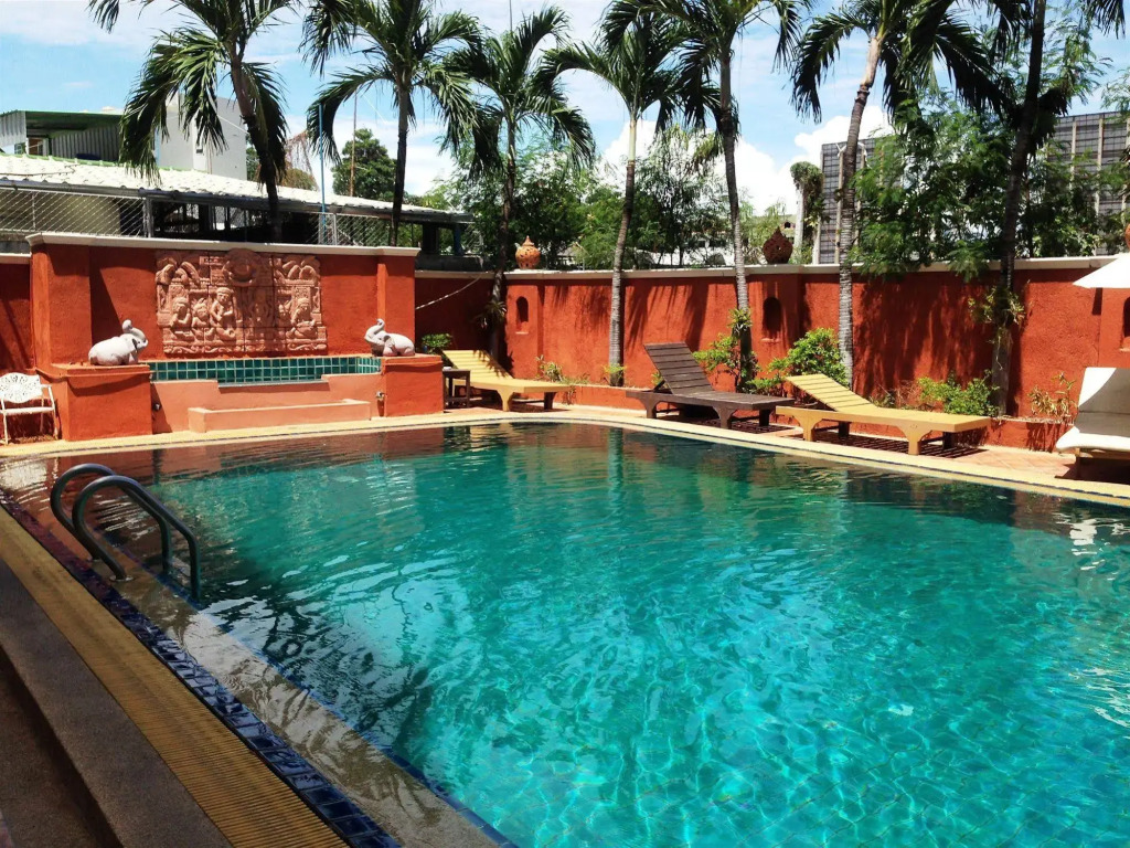 Skaw Beach Hotel