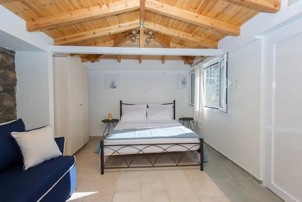 New Hope, studio with pool near the beach