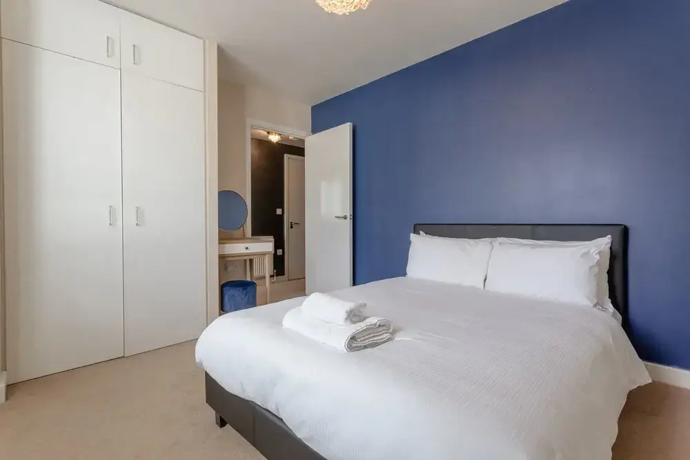 Spacious and Central Flat Near Regent's Park