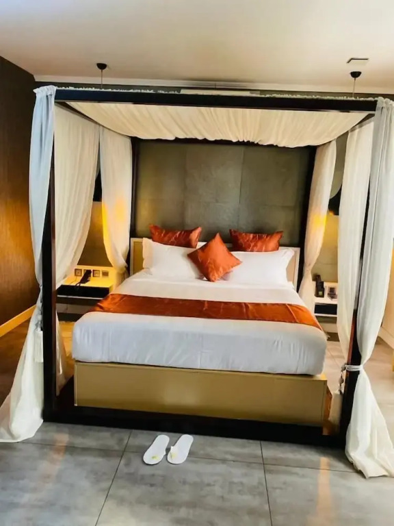 Bouns Hotel