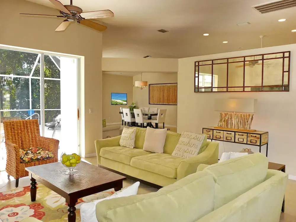 775 Hernando Drive