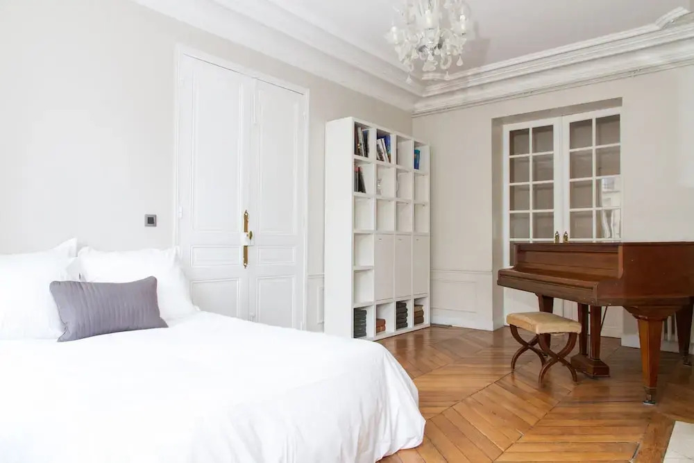 Marais - Francs Bourgeois Apartment