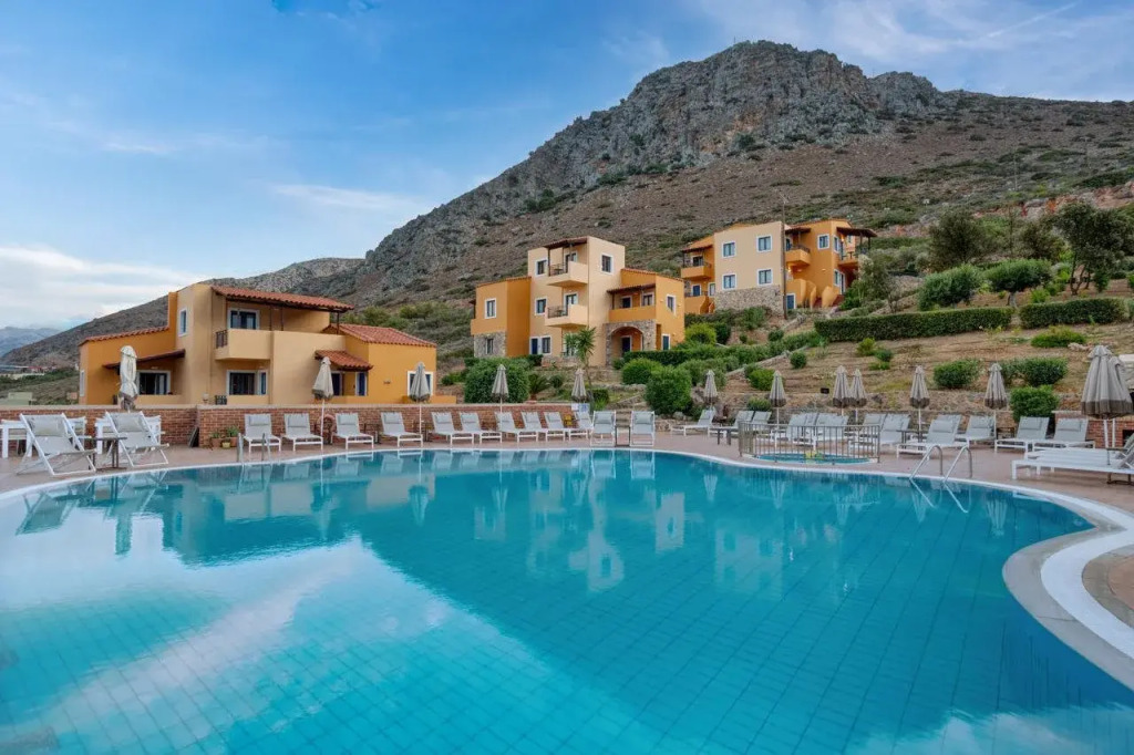 Driades Luxury Apartments by Estia
