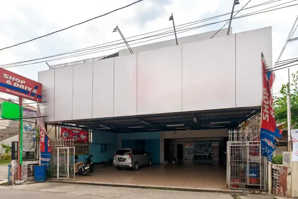 Airy Syariah Cinere Raya NB13 Depok