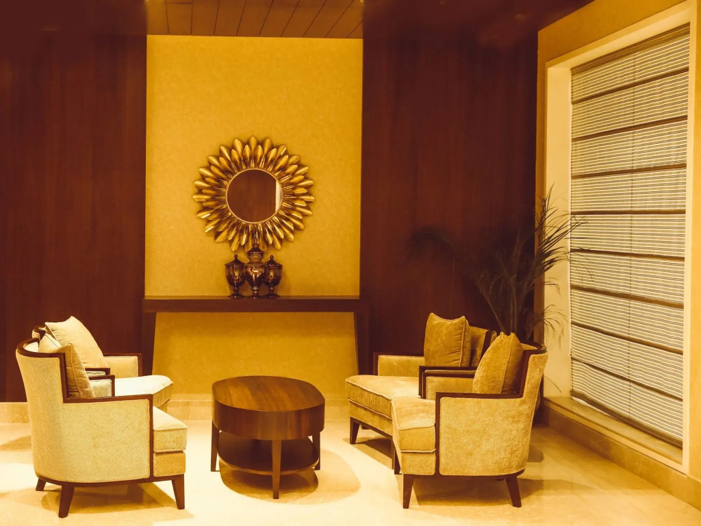 Golden Sarovar Portico