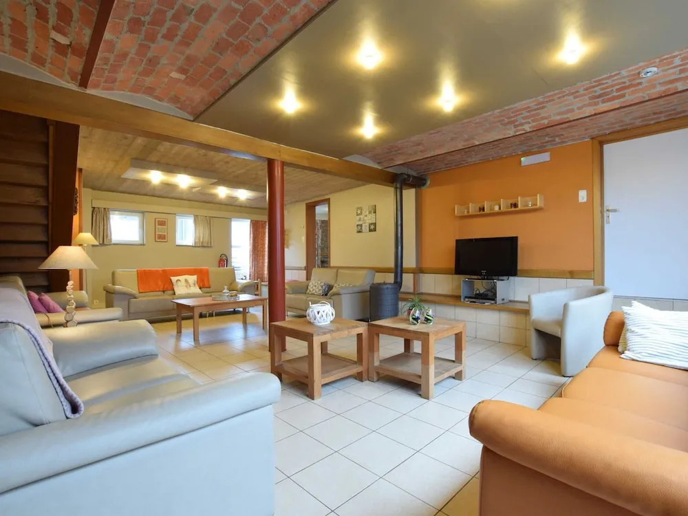 Luxury House with Indoor Pool, Sauna, Hot Tub