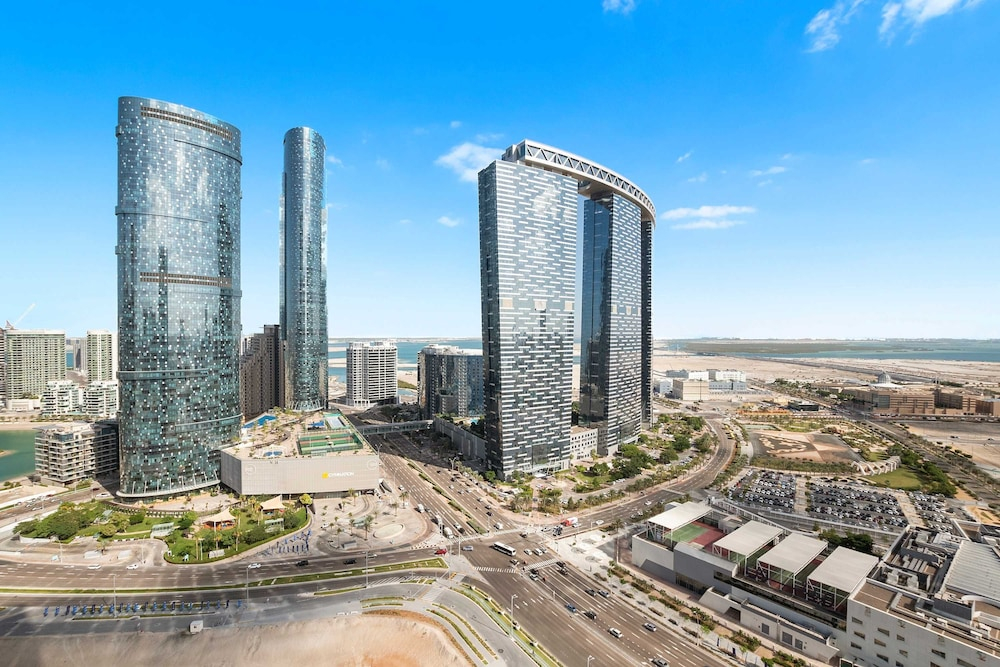 Silkhaus Horizon Tower High Floor by Al Fay Park