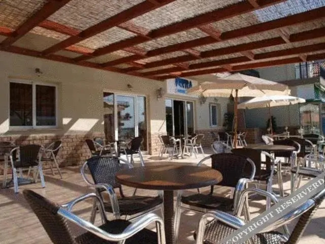 Hotel Avra
