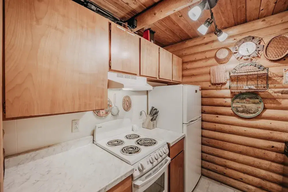 Baker Rim Cabin 17 - A Rustic Family Cabin With Modern Features