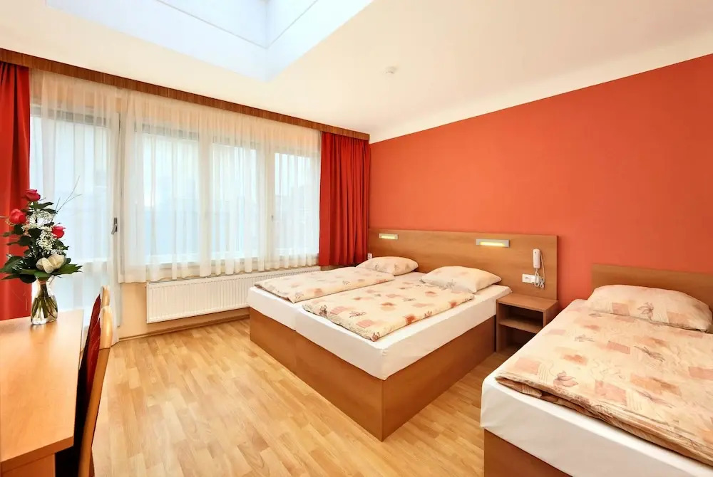 104667 -  Villa in Lloret de Mar