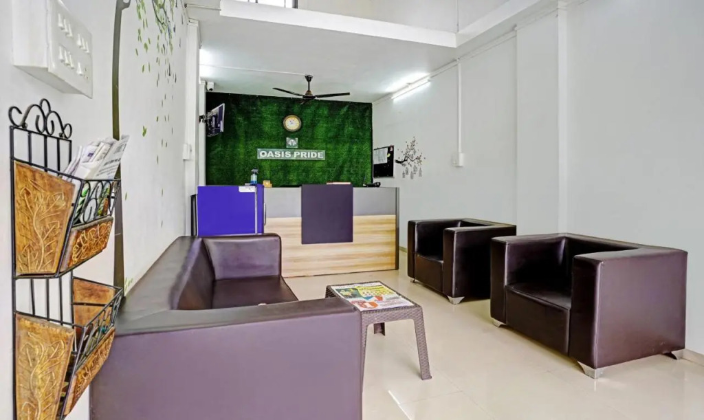 Itsy Hotels Oasis Pride