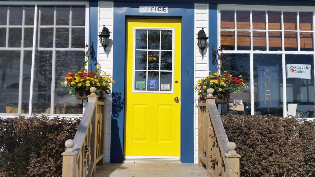 Bayside Inn