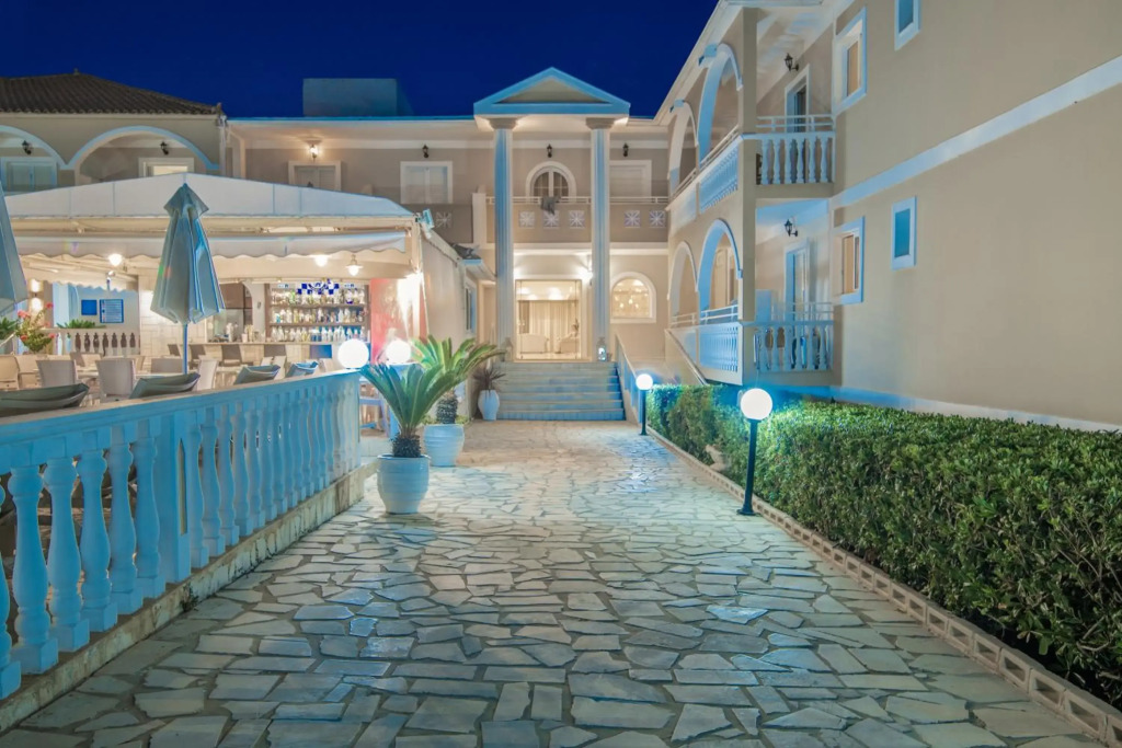 Daisy Hotel