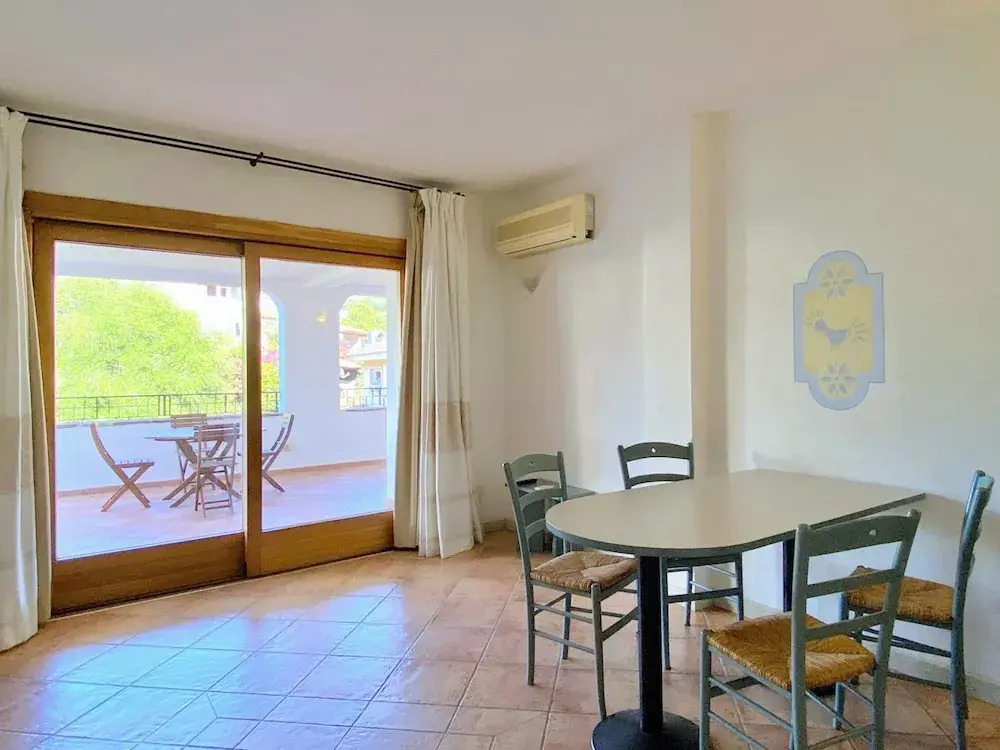 Residence with pool in Porto Rotondo