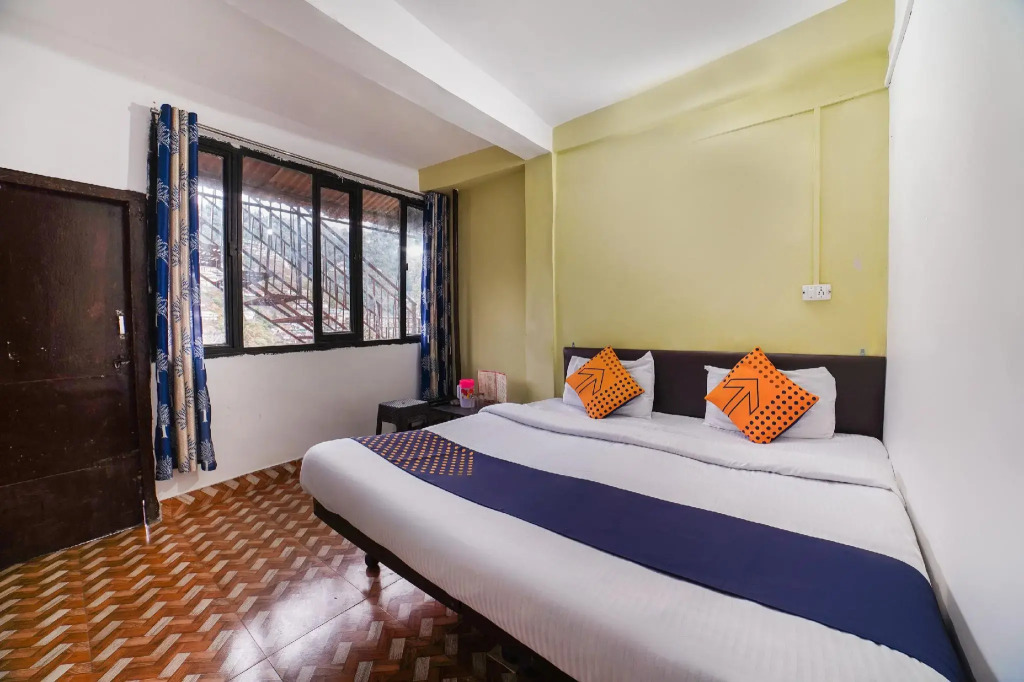 SPOT ON 66981 Mahi Home Stay