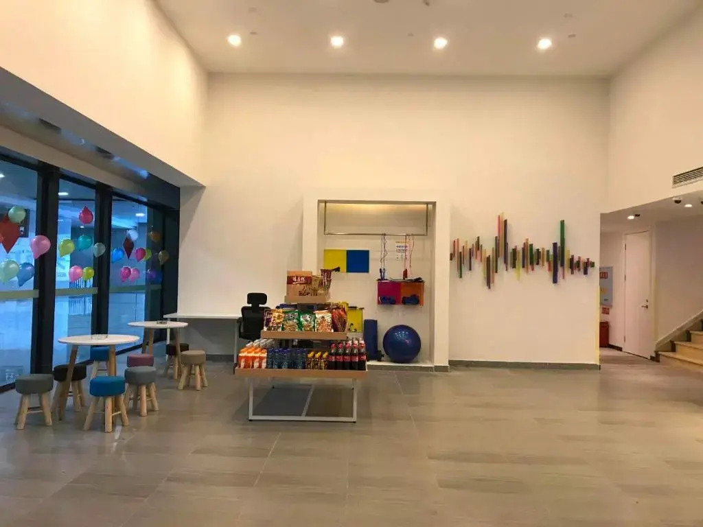 7 Days Inn (Chongqing Longtousi North Square of North Railway Station)