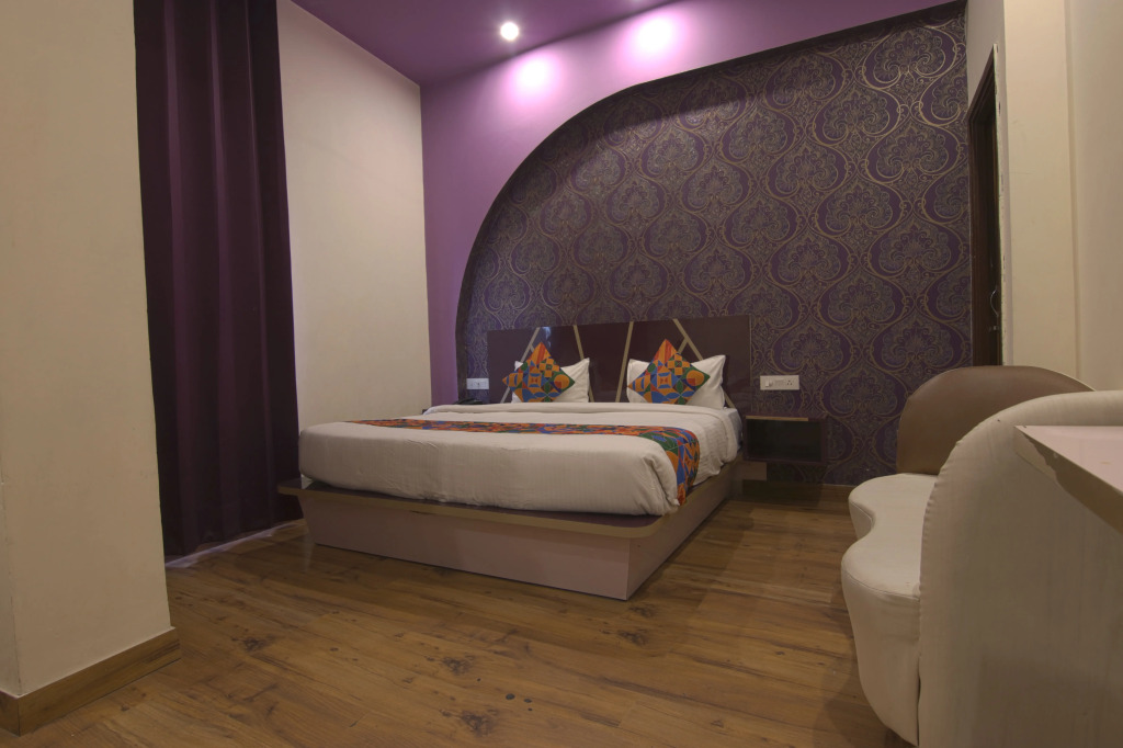 FabHotel Sallow Grand