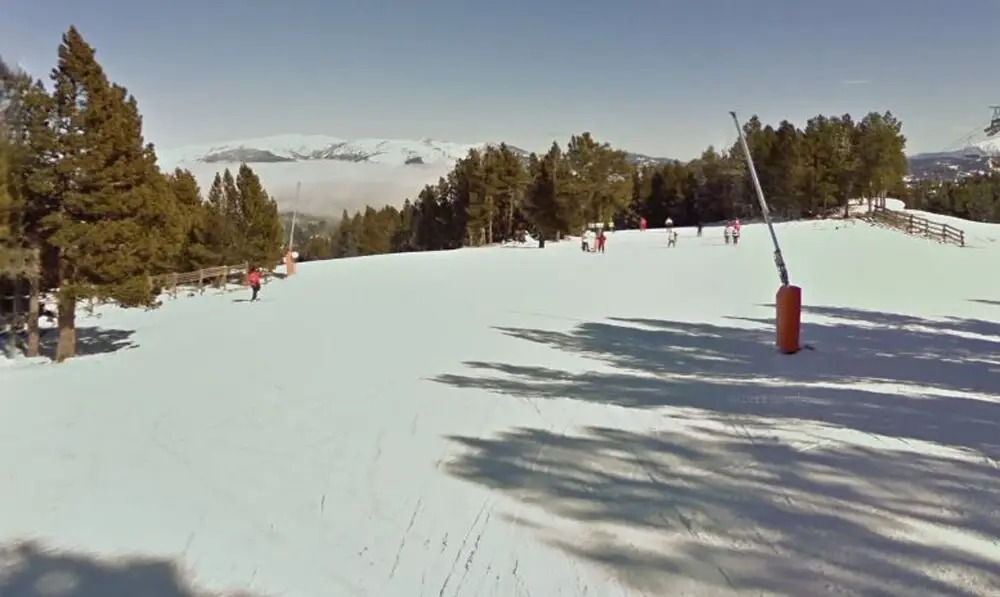 Chalet With 3 Rooms in Font Romeu Odeillo via