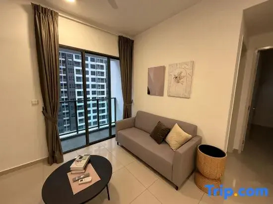 Shelisas Modern 3BR House at Suria Garden Puchong