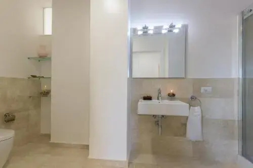 Elafi Penthouse