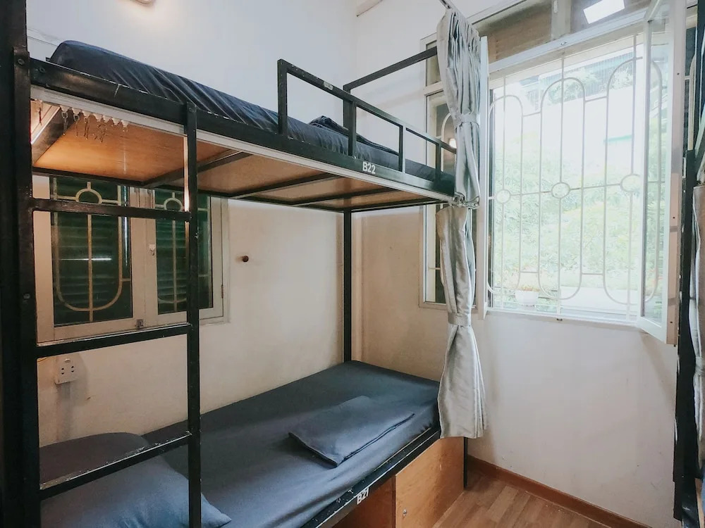 Le Plateau Hostel