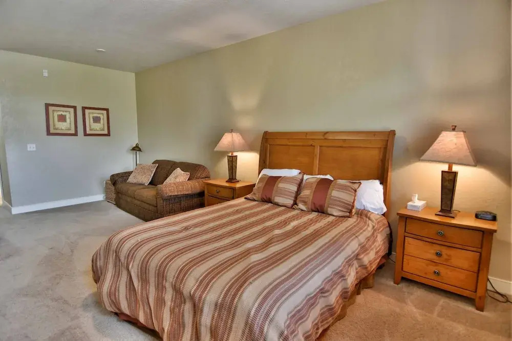 Unit 431B - Studio Condo