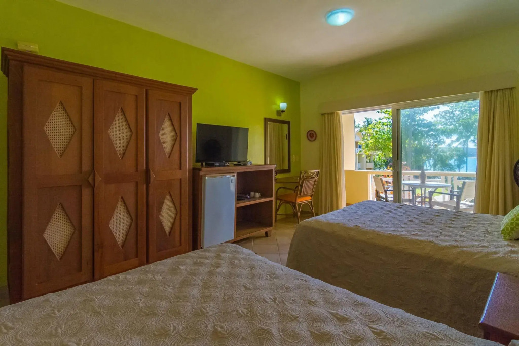 Velero Beach Resort
