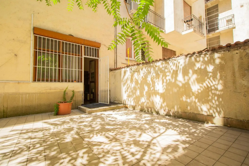 Sunny House by the Riverside