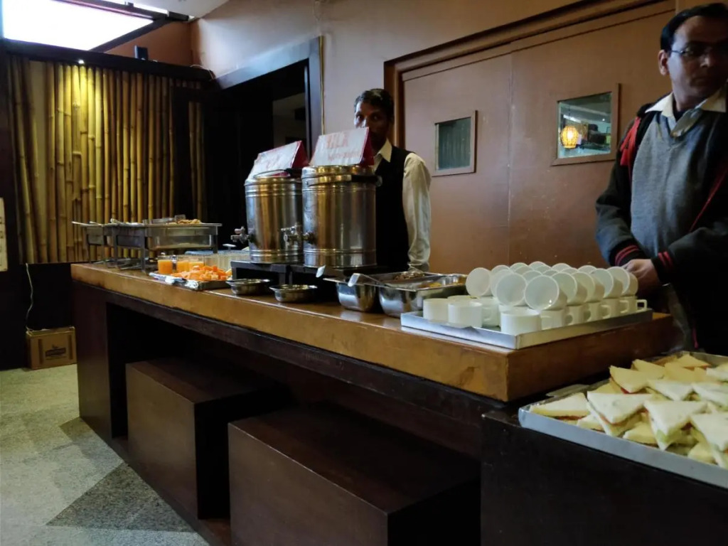 Hotel Mount Regency