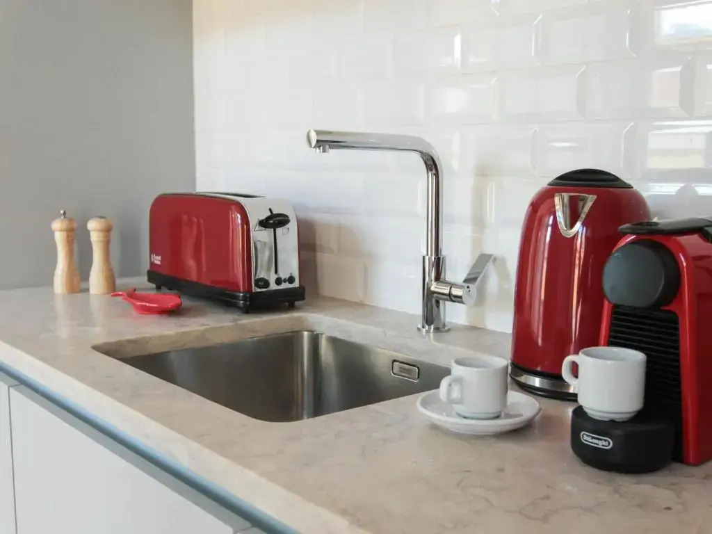 Sao bento stylish cozy apt with ac balcony