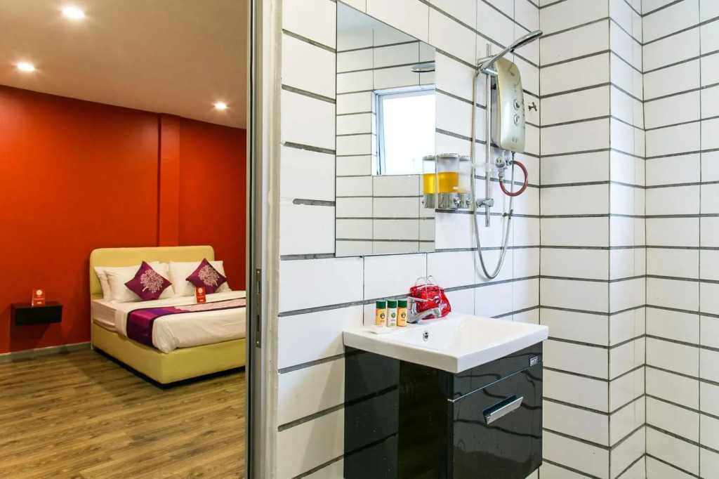 OYO 296 KK Hotel Jalan Pahang