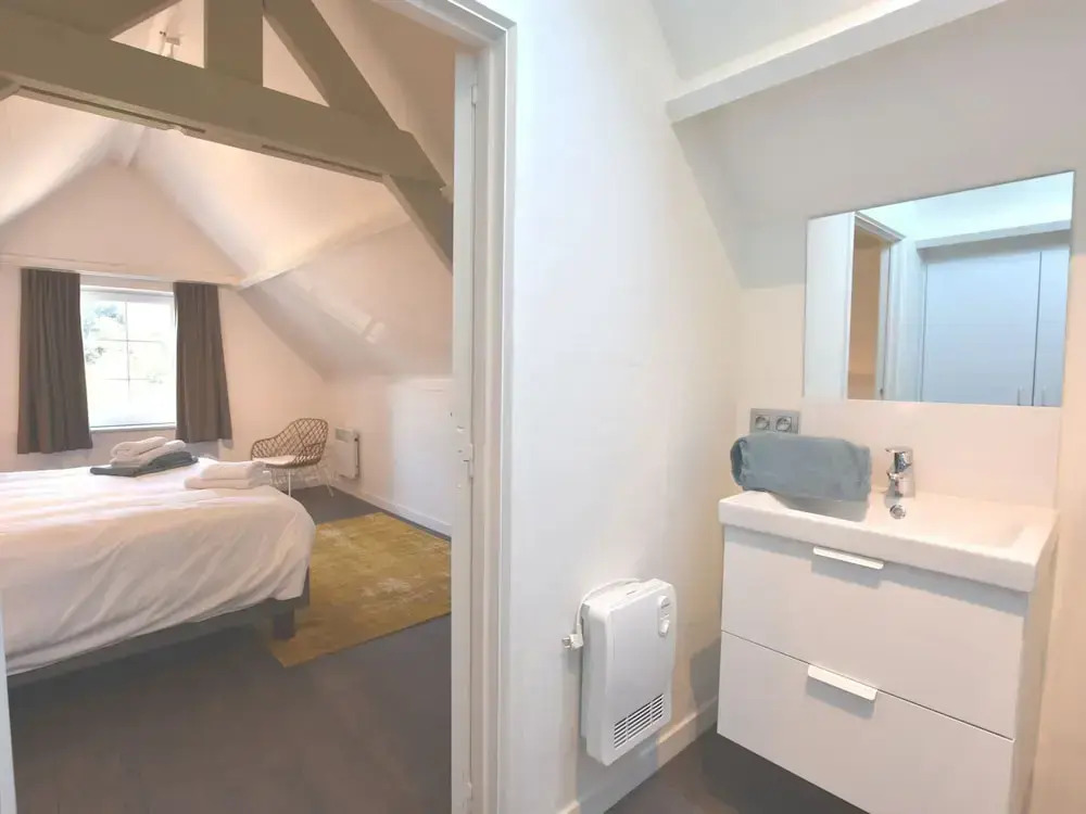 Luxury Villa in Sint-Idesbald with Hot Tub