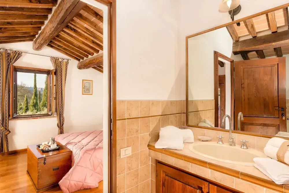 Podere Baiocco Sleeps 22 People 2 Private Pools Walking Distance to Town-podere Baiocco