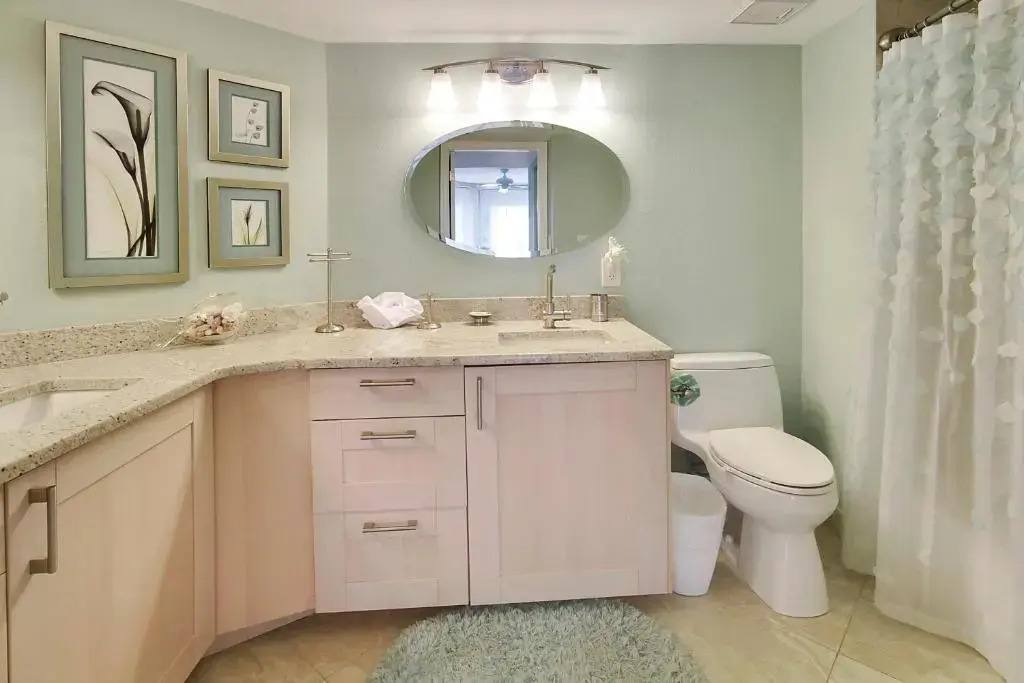 Land's End 11-406 Beach Front - Premier