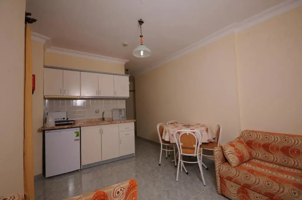 Ozlem 2 Apart Hotel