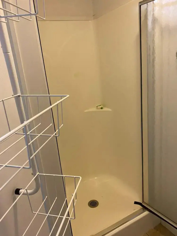 6 Plex Rental