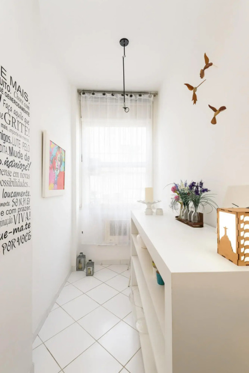 Apartment Leblon 2 Bedrooms Well Decorated Space and in Great Location Cavirio Cg103