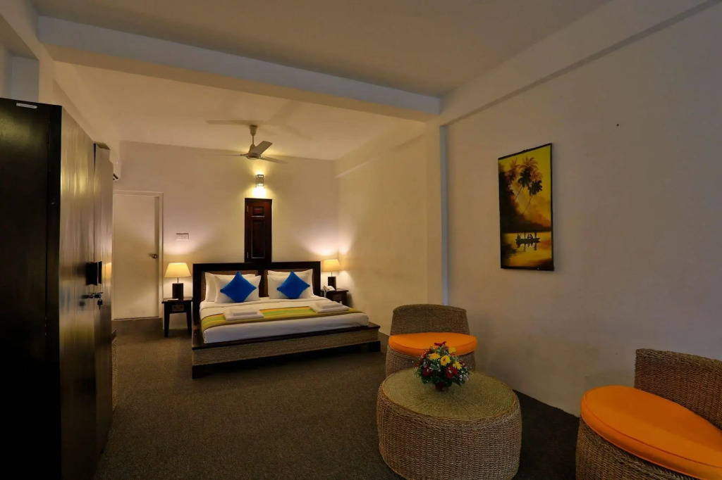 St.Lachlan Hotel & Suites