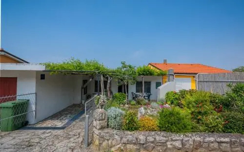 Apartment Crveni