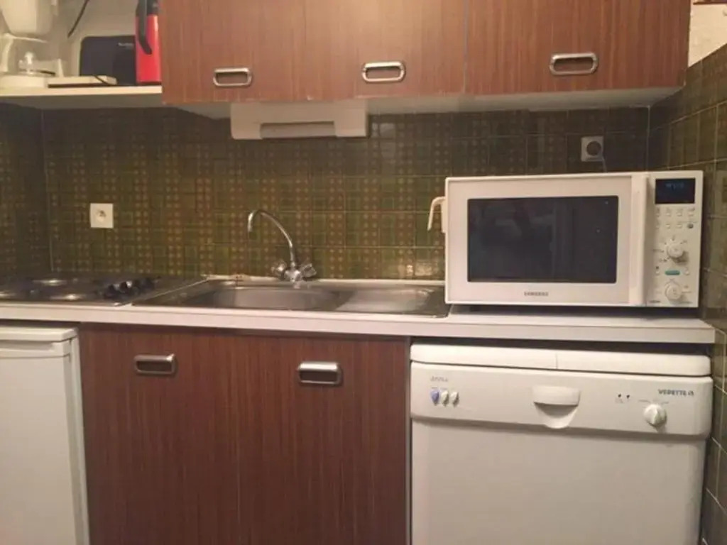 Studio cabine 8 pers, Sud, pied de piste, centre station, proche commerces et ESF - FR-1-330-40