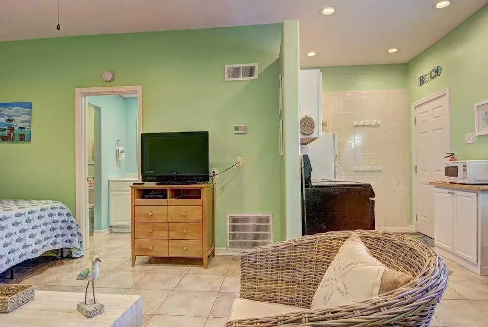 Sweet Escape - 1 Br Condo