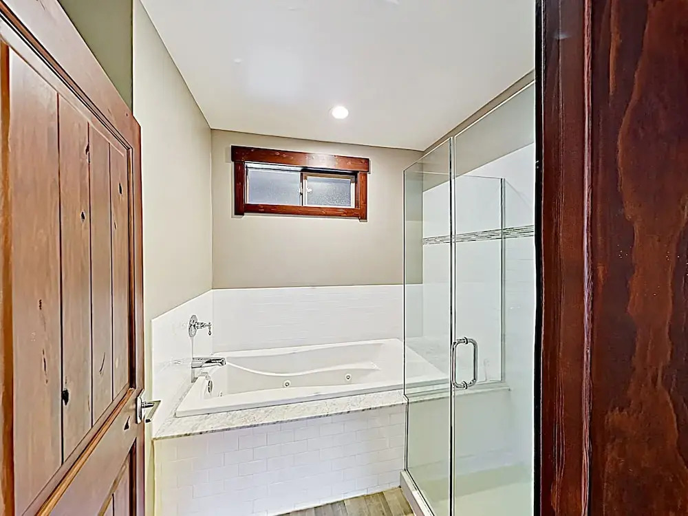 11595 #4 Truckee - 3 Br Condo