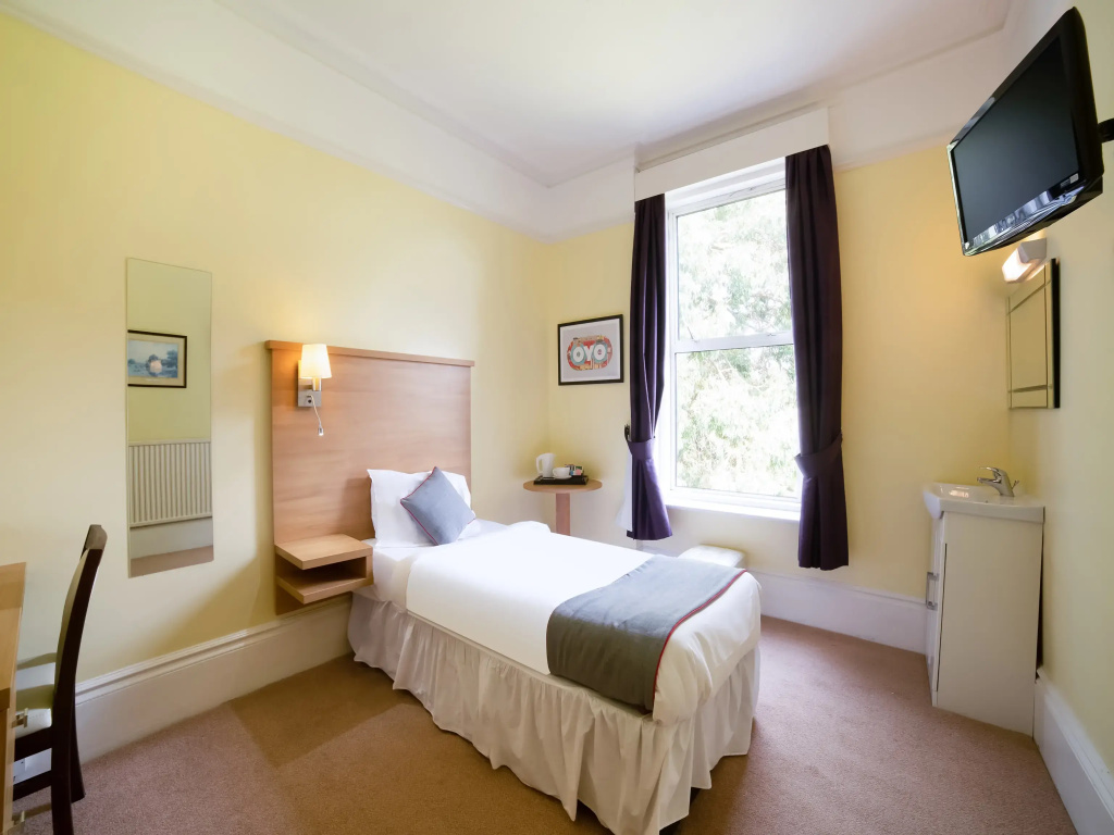 OYO Eagle House Hotel, St Leonards Hastings