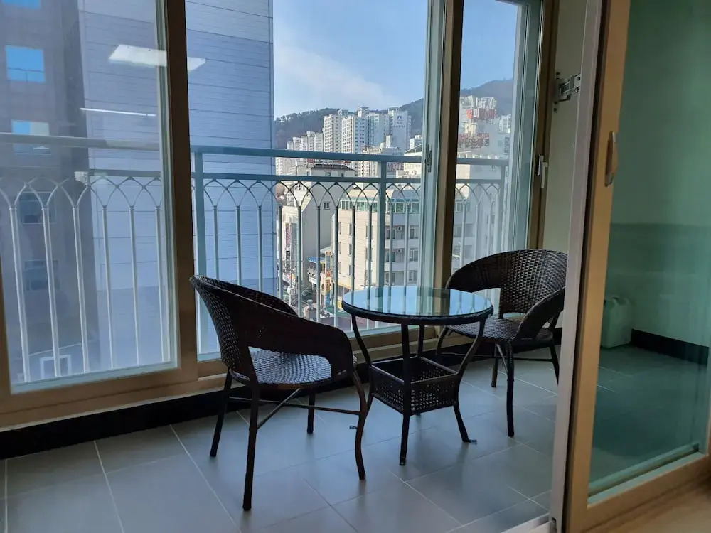 Home Fourest Residence Hotel Okpo