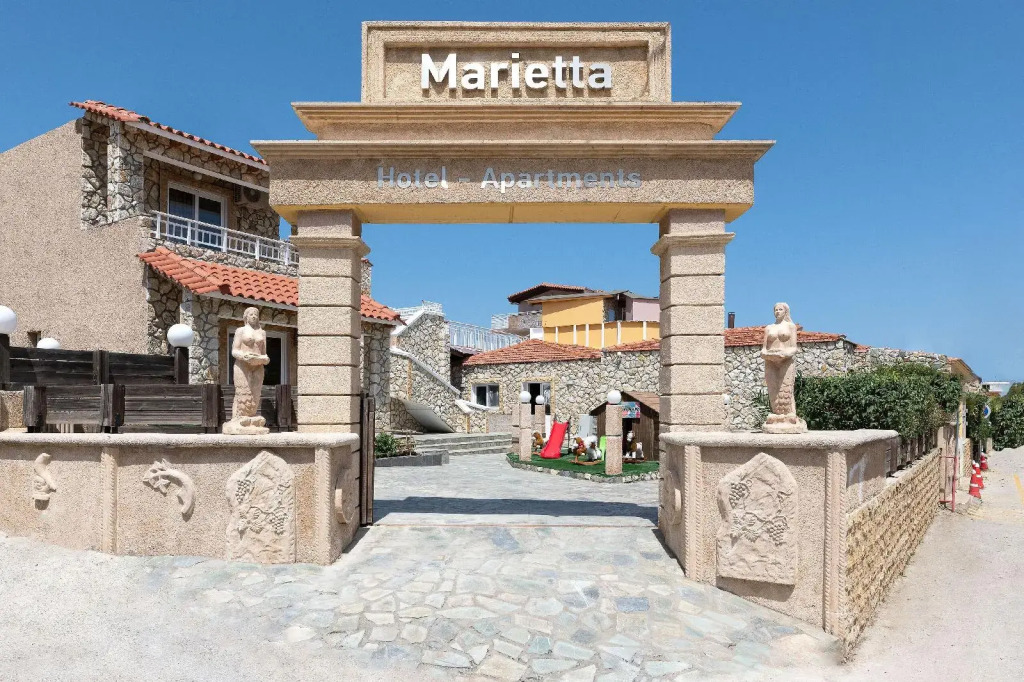 Marietta Hotel & Apartments